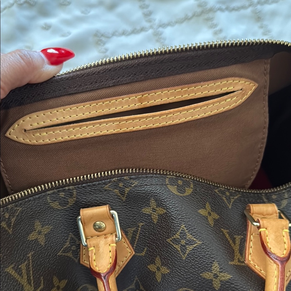 Louis Vuitton Speedy 35 - Picture 11 of 12